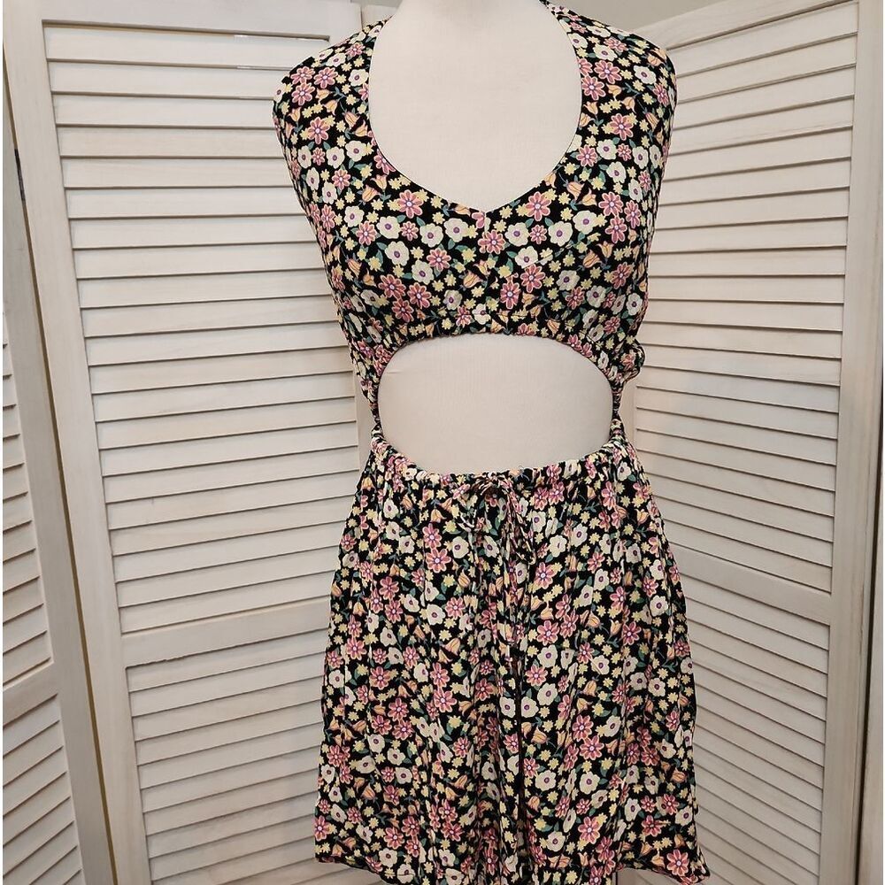 Sky To Moon Floral Mini Dress in Black with Pink & Cream Flowers Size S NWOT